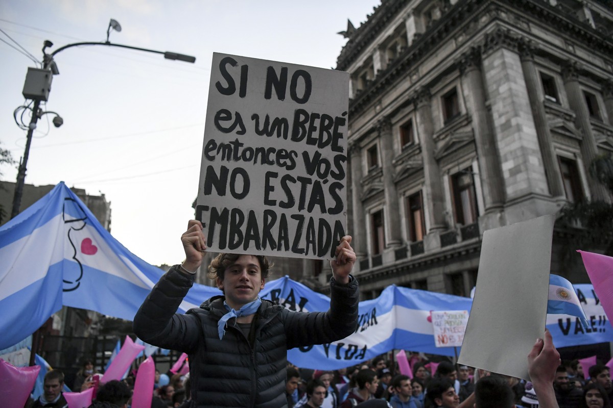 Evangélicos hacen acto contra el aborto en Argentina