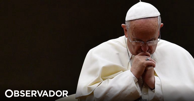 Escándalos sexuales y una guerra de poder dentro del Vaticano. El Papa Francisco enfrenta su "momento extraordinario"