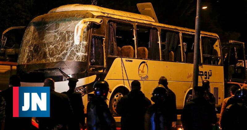Egipto mató a 40 terroristas tras un ataque al autobús turístico
