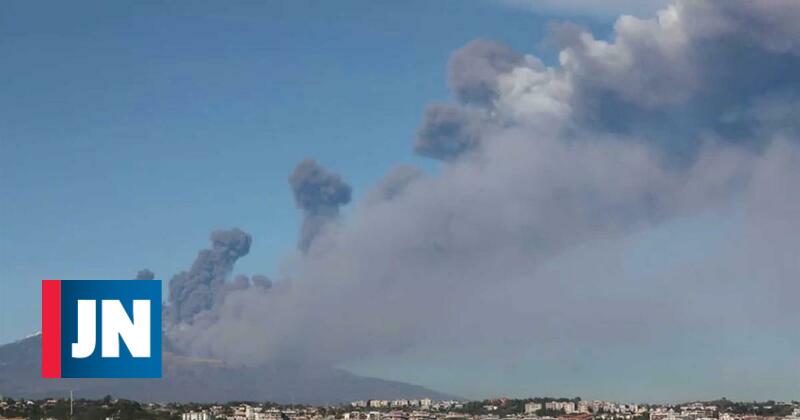 El volcán Etna entra en erupción con 130 sismos registrados
