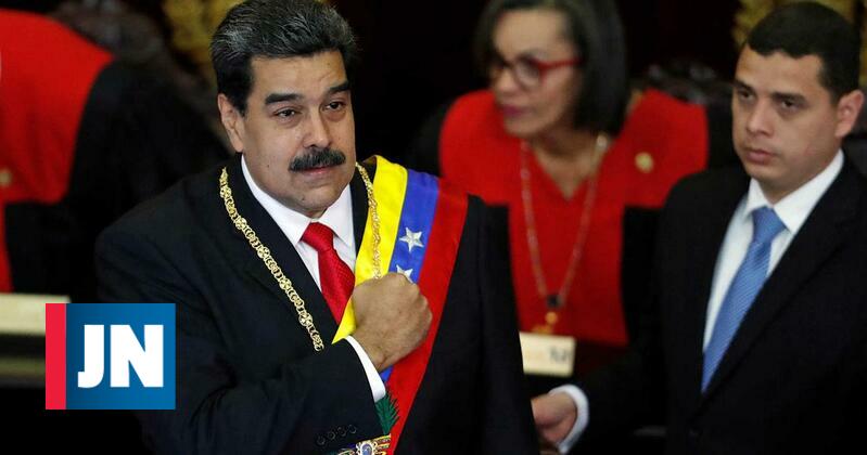 "Es tiempo de defender la patria", dijo Maduro a los militares