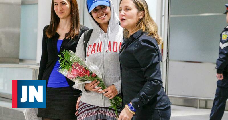 Una joven saudita que huyó de la familia llegó a Canadá