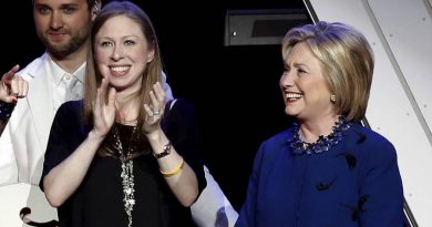 Hillary Clinton e hija abrirán productora, dice Bloomberg