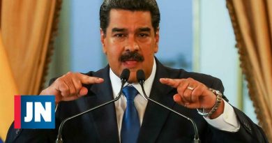 Estados Unidos le dice a Maduro que tiene un "plazo corto" para renunciar al poder
