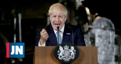 Brexit es "gran oportunidad económica", dice Boris Johnson.