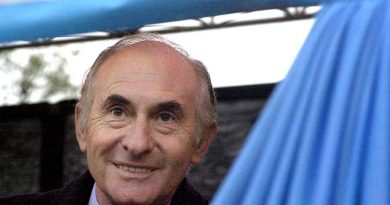 Fernando de la Rúa, marcado por una de las mayores crisis económicas de Argentina, muere a los 81 años.