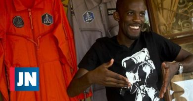 Murió un hombre que aspiraba a ser el primer africano negro en viajar al espacio.