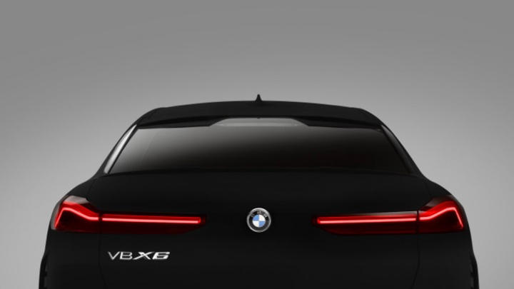 BMW X6: ¡el coche más negro jamás visto! Descubre por qué
