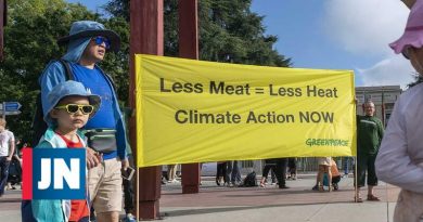Comer menos carne puede ayudar a combatir el cambio climático.