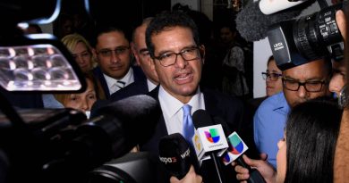 El gobernador de Puerto Rico deja el cargo, el nombramiento del sucesor debe enfrentar resistencia