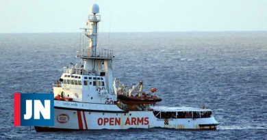 España acepta recibir parte de 147 inmigrantes a bordo de Open Arms
