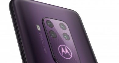 Motorola One Zoom smartphone Android