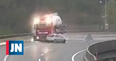 El auto arroja el camión a un barranco de 20 metros y mata al conductor