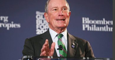 El ex alcalde de Nueva York, Michael Bloomberg, anuncia pre-candidato a la presidencia de los Estados Unidos