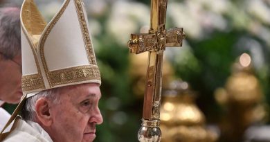 El Papa Francisco abolió & # 039; secreto pontificio & # 039; de investigaciones de abuso sexual en la iglesia