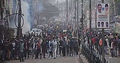 Las protestas amenazan con derrocar & # 039; pase libre del oeste a la India