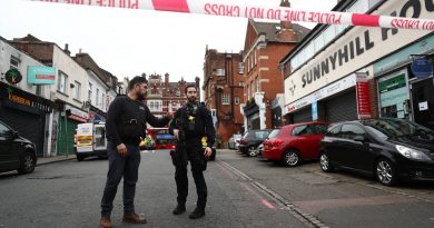 La policía de Londres mata al hombre que dejó a dos heridos en un ataque con cuchillo