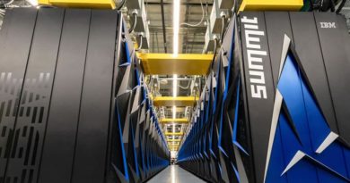 Imagem do Supercomputador da IBM Summit no combate à COVIT-19