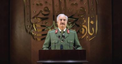 Líder rebelde dice que tomará el control de Libia