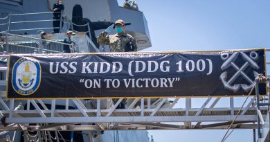Afectada por la crisis del virus, la Marina de los EE. UU. Reacciona y anuncia nuevos barcos