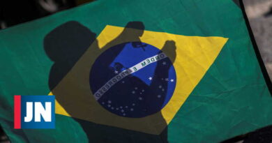 Brasil supera las 50 mil muertes confirmadas por covid-19
