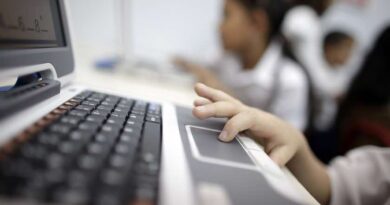 Escola Digital: Governo vai dar 100 mil PCs com internet e com tipologia diferenciada