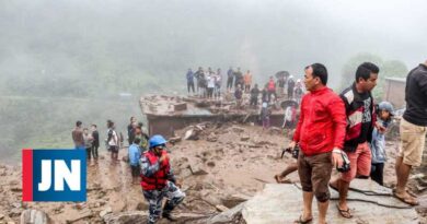 Seis personas muertas y 26 desaparecidas en deslizamiento de tierra en Nepal