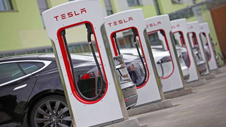 Tesla: la potencia del supercargador se moverá a 350 kW