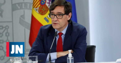 España extiende las vacunas contra el covid-19 a la población en marzo