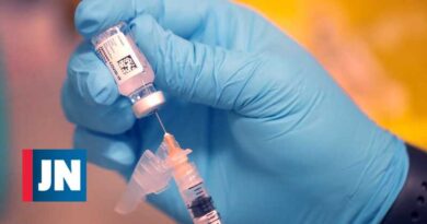 La producción de vacunas se enfrenta a la falta de vidrio para viales, plástico y tapas
