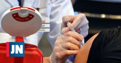 Las trombosis después de la vacuna de Janssen son "muy raras", dice EMA