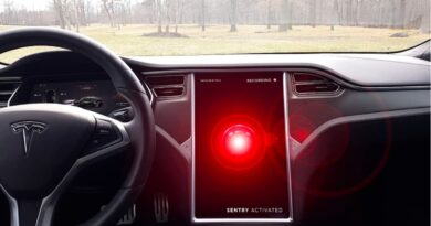 Imagem sistema de segurança da Tesla ativo