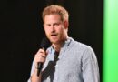 El príncipe Harry dice que se mudó a EE. UU. Para no repetir los errores de su padre

