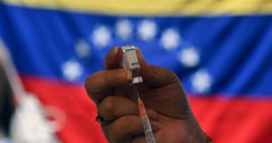 Estados Unidos suaviza sanciones contra Maduro para combatir el Covid-19 en Venezuela