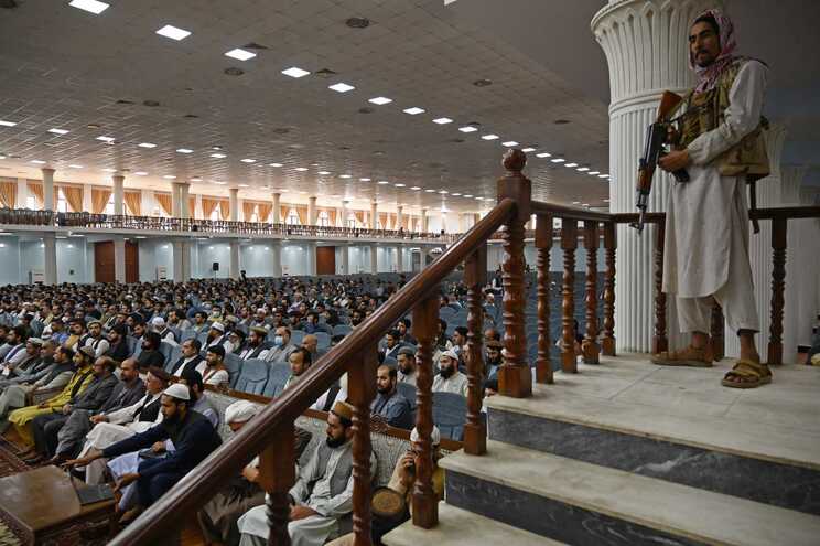 En la reunión que tuvo lugar en Kabul, a la que asistieron otros funcionarios talibanes, nadie estuvo presente.