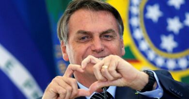 Bolsonaro firma una medida provisional que limita la eliminaciÃ³n de contenidos en redes sociales