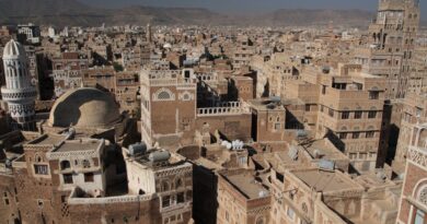La coalición militar anuncia la muerte de 160 hutíes mientras avanzan hacia Yemen