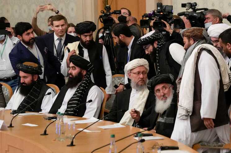 Rusia considera eliminar a los talibanes de la lista de organizaciones terroristas