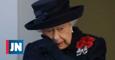 La reina Isabel II cancela su presencia el domingo del recuerdo