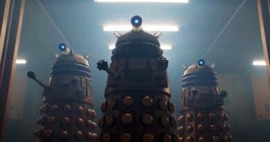 TrÃ¡iler especial de AÃ±o Nuevo de Doctor Who: Felices vacaciones, que disfruten de algunos Daleks