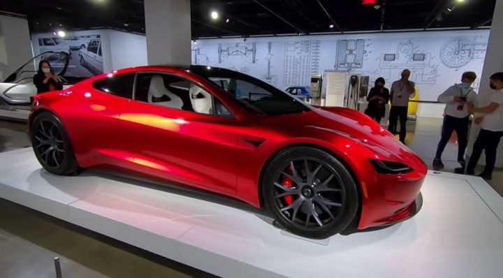 Tesla Roadster pasa de 0 a 100 km / h en solo 1,1 segundos