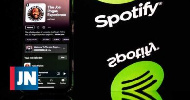 La Casa Blanca insta a Spotify a hacer m谩s para combatir la desinformaci贸n de Covid