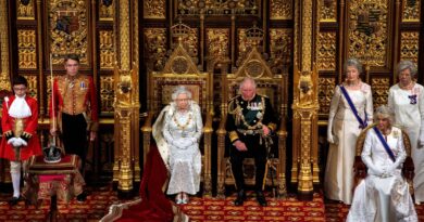 El príncipe Carlos celebra el 70 aniversario del reinado de Isabel II y agradece a Camilla por su apoyo