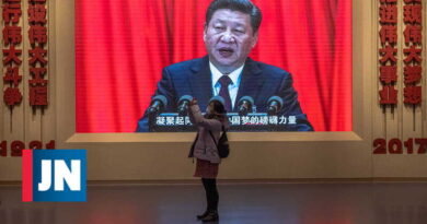 Ómicron y la crisis inmobiliaria amenazan "provocar la caída de Xi Jinping"