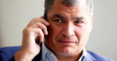 Ecuador pide extradición de expresidente Rafael Correa, quien recibe asilo de Bélgica