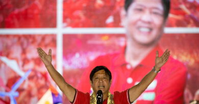 El hijo del dictador y la hija del presidente son los favoritos en las elecciones de Filipinas