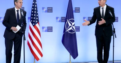 La OTAN ignora el acuerdo de 1987 y renuncia a las restricciones al movimiento de tropas a lo largo de la frontera con Rusia