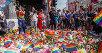 Noruega investiga el ataque a un bar gay como un acto terrorista, se cancela el desfile LGBT