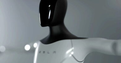 Optimus robot Elon Musk Tesla
