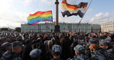 Rusia propone extender la prohibición de la 'publicidad gay' a todos los adultos